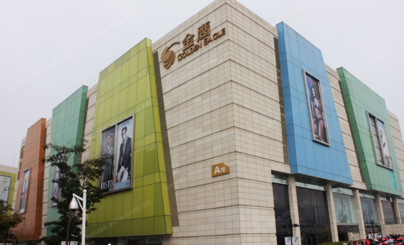 龙胜金鹰奥莱城
